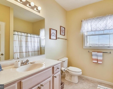 33192 N Village Loop - Photo Thumbnail 10