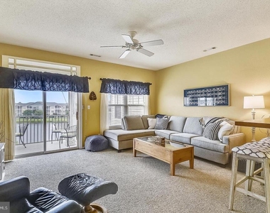 33192 N Village Loop - Photo Thumbnail 3