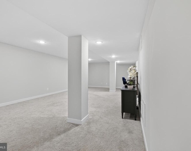 532 Luchu Way - Photo Thumbnail 51