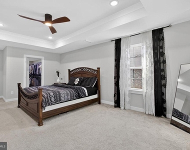 532 Luchu Way - Photo Thumbnail 31