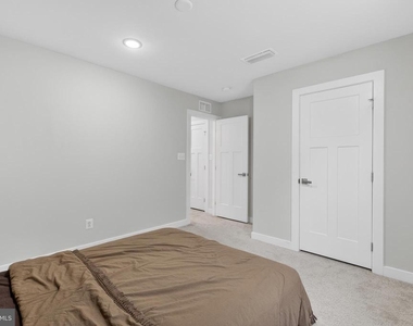 532 Luchu Way - Photo Thumbnail 24
