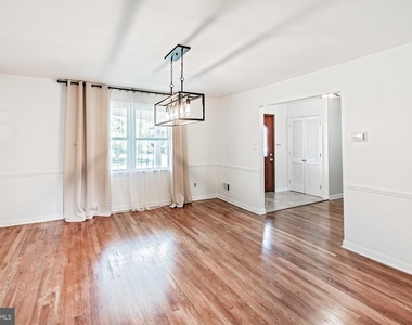 2412 Manet Road - Photo Thumbnail 8