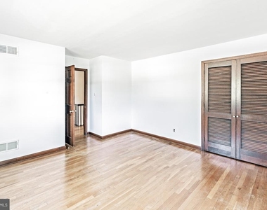 2412 Manet Road - Photo Thumbnail 10