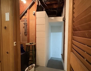 1004 Dixon Drive - Photo Thumbnail 25