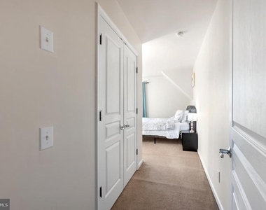 84 Wyndale Court - Photo Thumbnail 41