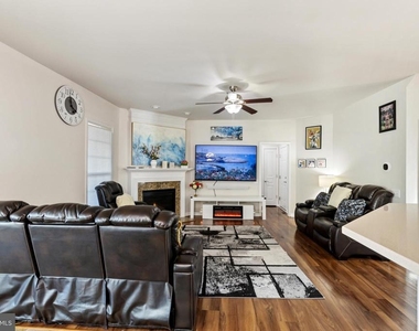 84 Wyndale Court - Photo Thumbnail 25