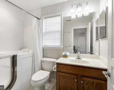 84 Wyndale Court - Photo Thumbnail 39