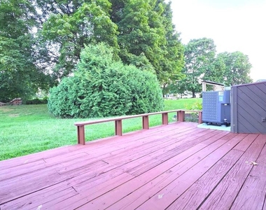 25 Village Drive - Photo Thumbnail 14