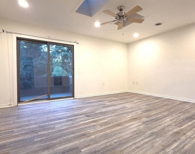 25 Village Drive - Photo Thumbnail 19