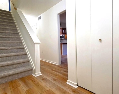 25 Village Drive - Photo Thumbnail 4