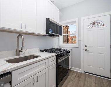 1209 Shepherd Street Nw - Photo Thumbnail 4