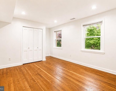 3927 Pennsylvania Avenue Se - Photo Thumbnail 12