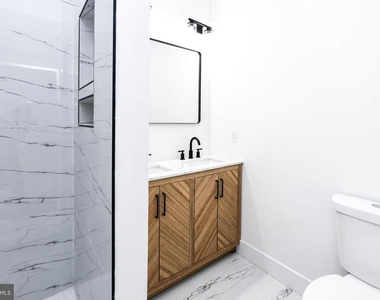 104 R St #a Ne - Photo Thumbnail 20