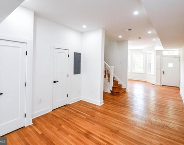 104 R St #a Ne - Photo Thumbnail 3