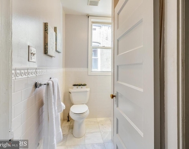 104 R St #a Ne - Photo Thumbnail 15