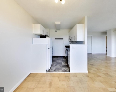 1816 New Hampshire Avenue Nw - Photo Thumbnail 4