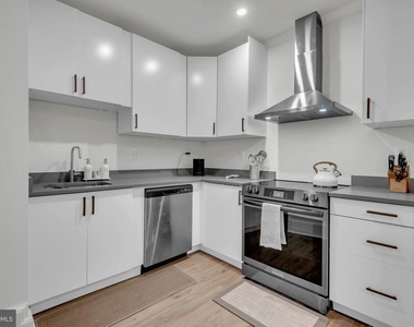 915 5th Street Nw - Photo Thumbnail 13