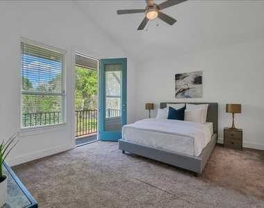 8922 Menchaca Rd - Photo Thumbnail 17