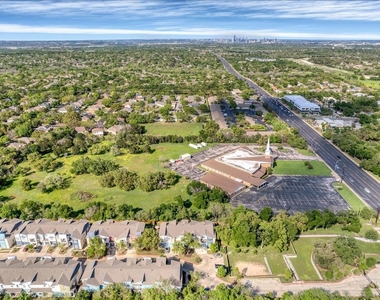 8922 Menchaca Rd - Photo Thumbnail 36