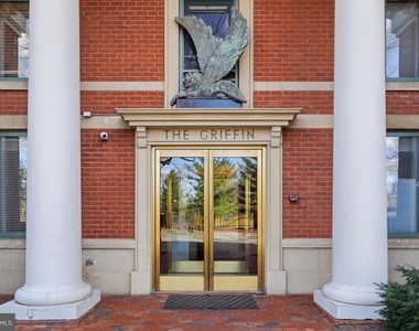 955 26th Street Nw - Photo Thumbnail 3