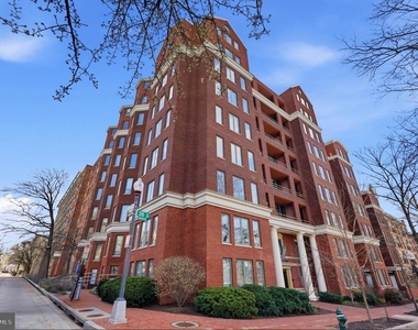 955 26th Street Nw - Photo Thumbnail 1