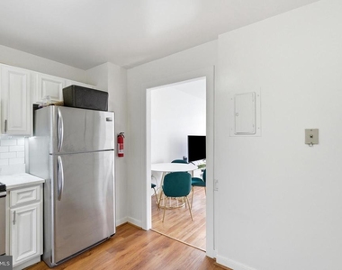 955 26th Street Nw - Photo Thumbnail 7