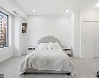 955 26th Street Nw - Photo Thumbnail 19