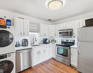 955 26th Street Nw - Photo Thumbnail 8