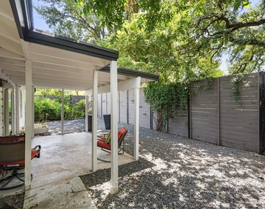 1182 Angelina St - Photo Thumbnail 23