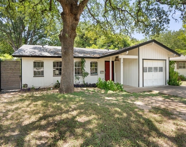 1182 Angelina St - Photo Thumbnail 2