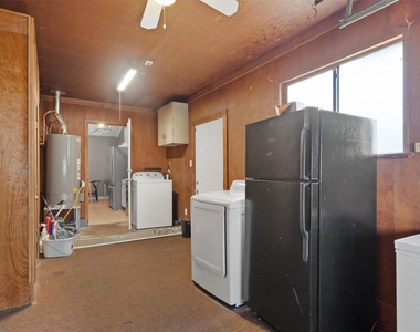 1182 Angelina St - Photo Thumbnail 21