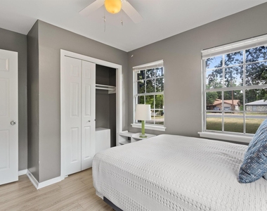 1182 Angelina St - Photo Thumbnail 18
