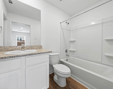 129 Paradise Canyon Dr - Photo Thumbnail 4