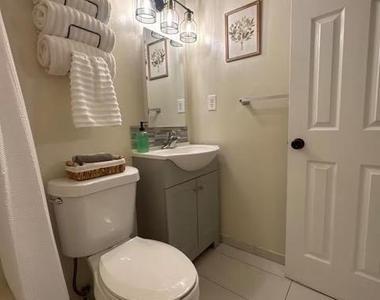 755 River Rd - Photo Thumbnail 12