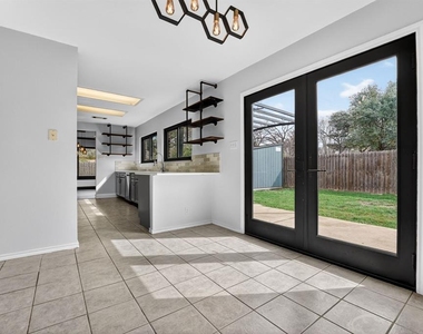 8409 Nairn Dr - Photo Thumbnail 13