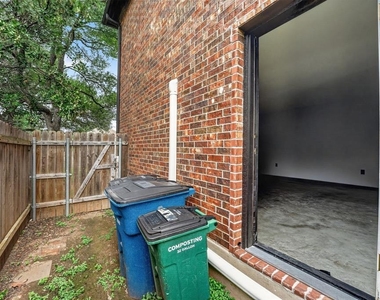8409 Nairn Dr - Photo Thumbnail 26