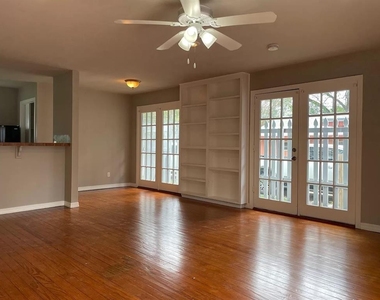 1402 Laurel St - Photo Thumbnail 7
