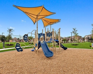 3117 Bragg Pl - Photo Thumbnail 16