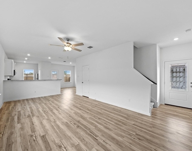 14709 Wahlbergs Way - Photo Thumbnail 2