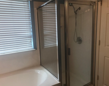 11321 Fletcher Hall Ln - Photo Thumbnail 15