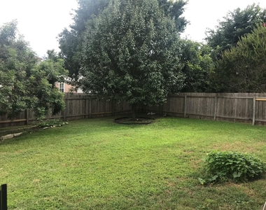11321 Fletcher Hall Ln - Photo Thumbnail 24
