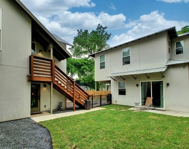 4613 Harmon Ave - Photo Thumbnail 9