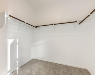 1015 Vista View Dr - Photo Thumbnail 7