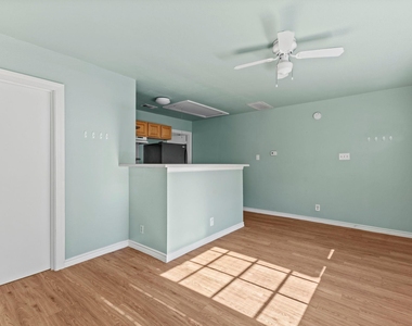 108 W Austin St - Photo Thumbnail 3