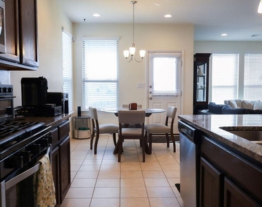 13413 Larrys Ln - Photo Thumbnail 12