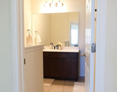 13413 Larrys Ln - Photo Thumbnail 32