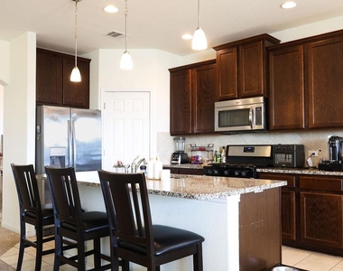 13413 Larrys Ln - Photo Thumbnail 11