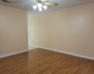 1501 Prather St - Photo Thumbnail 1