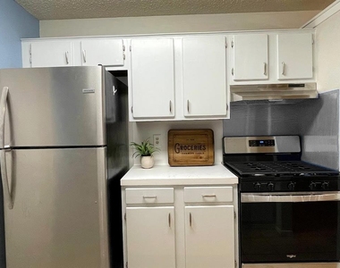 1808 Prairie Knoll Ct - Photo Thumbnail 6