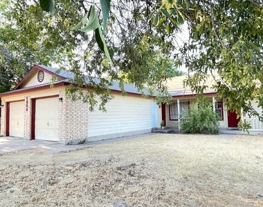 1808 Prairie Knoll Ct - Photo Thumbnail 1